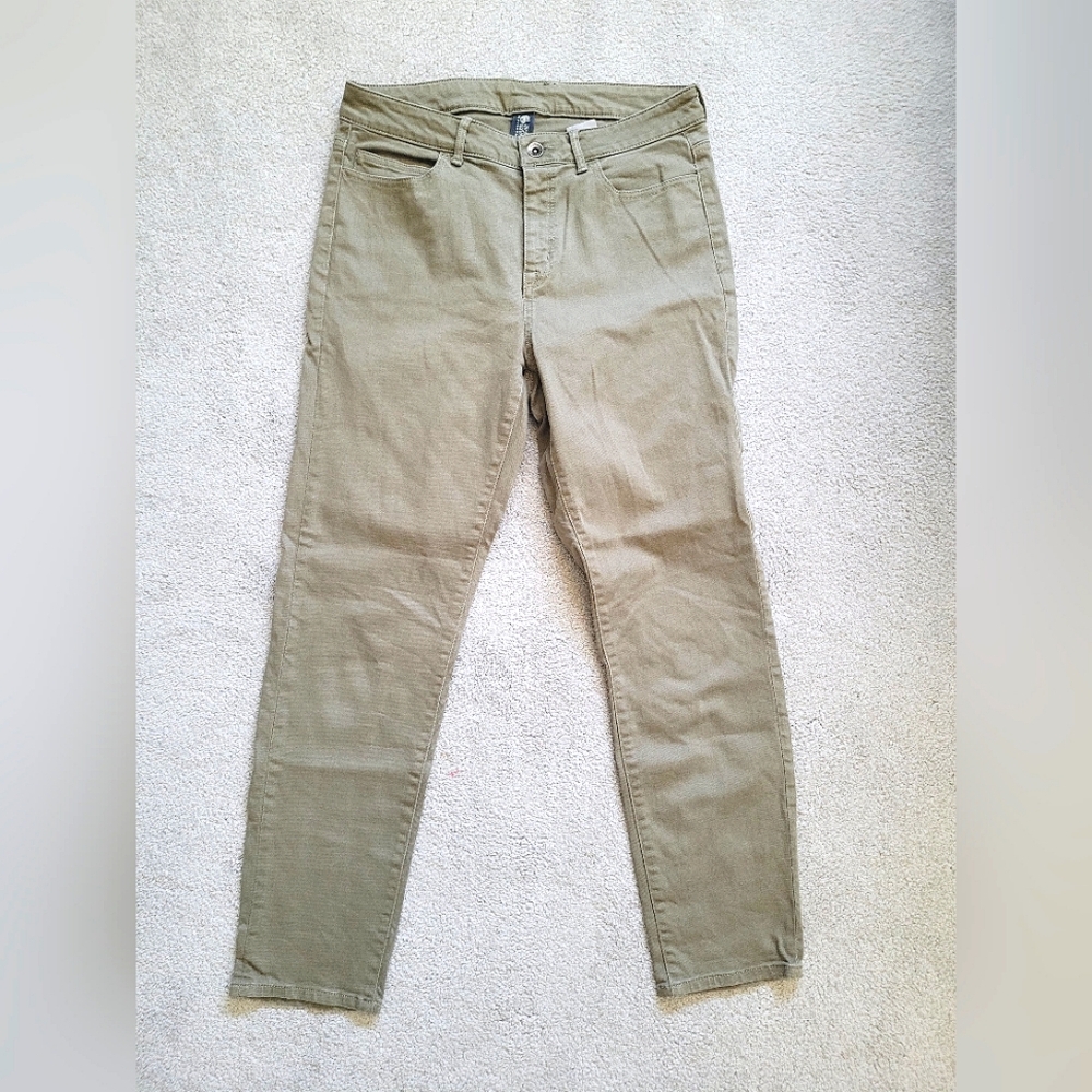 MOUNTAIN HARDWEAR Women's Jeans
